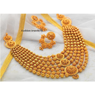 Gold Pearl Fashion Jewellery Wedding Necklace.
