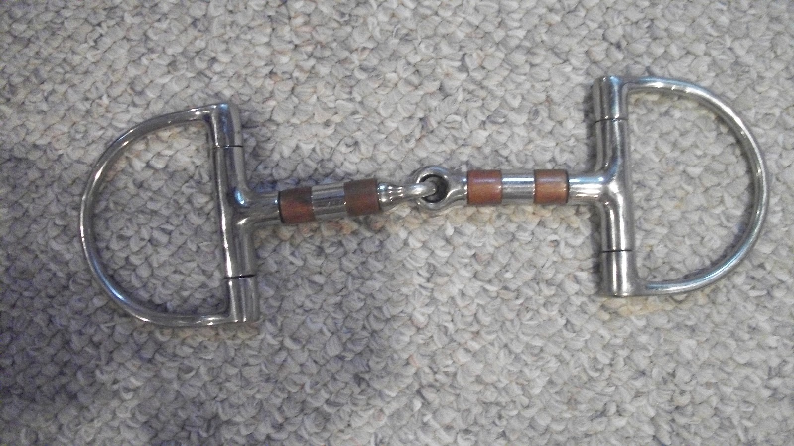 Cheap Horse Tack Blanket Hanger/Rack, Splint boots, Rubber Bell Boots