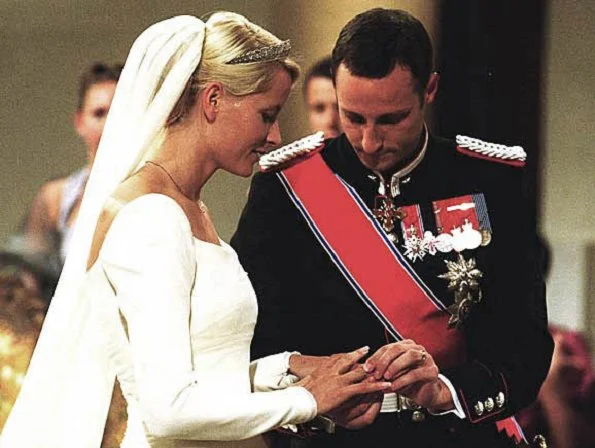 15th anniversary of the marriage of Crown Prince Haakon and Crown Princess Mette-Marit. new video