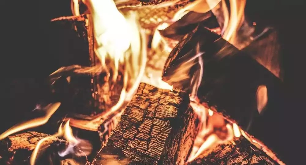«Ελληνική Αντικαρκινική Εταιρεία» made in (μαντέψτε): Να απαγορευθούν τα τζάκια στις πόλεις!! «Ελληνική Αντικαρκινική Εταιρεία» made in (μαντέψτε): Να απαγορευθούν τα τζάκια στις πόλεις!!