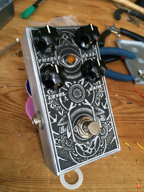 Aluminium etching guitar pedal