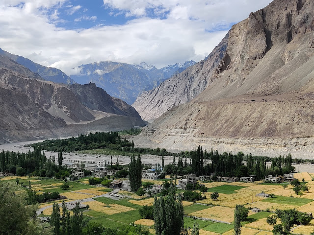 Hitchhiking Experiences In Ladakh turtuk 