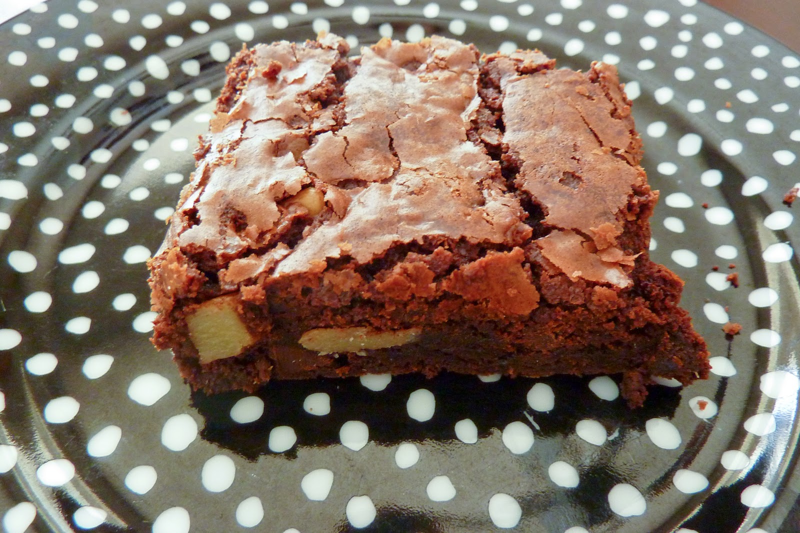 FEAST EVERYDAY Barefoot Contessa's Outrageous Brownies (Ina Garten)