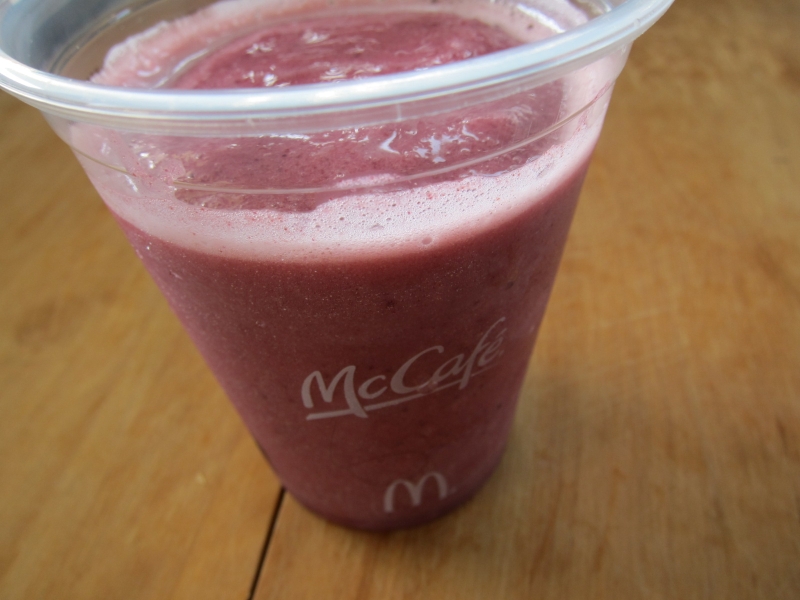 Review McDonald's Berry Pomegranate Smoothie