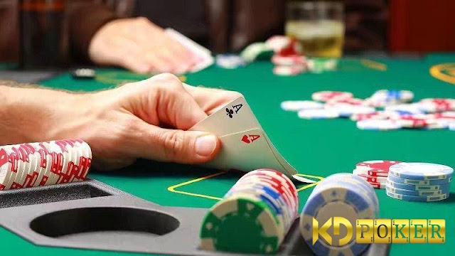 kinh-nghiem-choi-poker-online.jpg