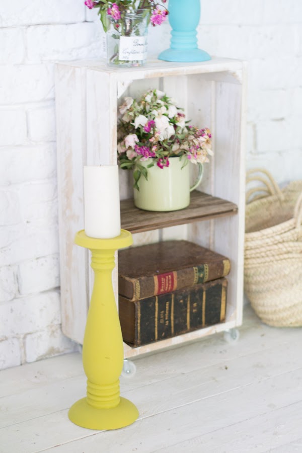 Crea una mesita auxiliar con una caja