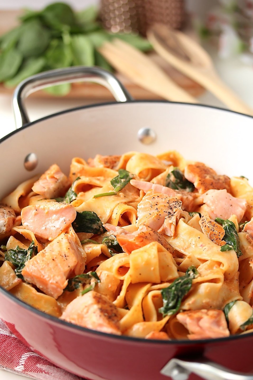 SALMON PAPPARDELLE IN ROASTED RED PEPPER CREAM SAUCE In Good Flavor