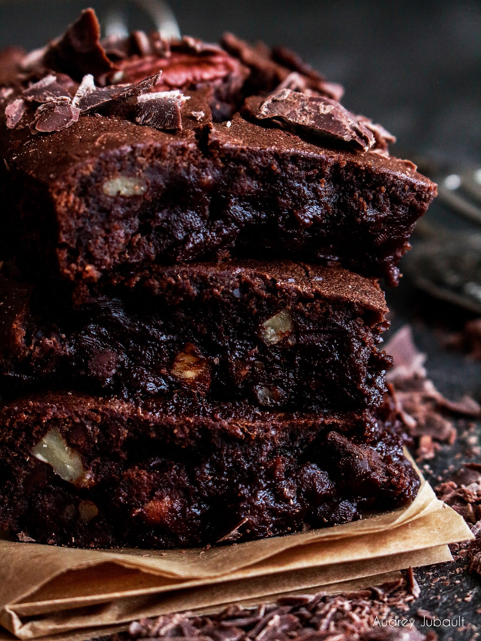 Brownie micuit au noix de pécan / Petit Bec Gourmand