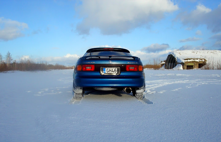 Toyota Celica ST182: Spoiler painted and installed on st182