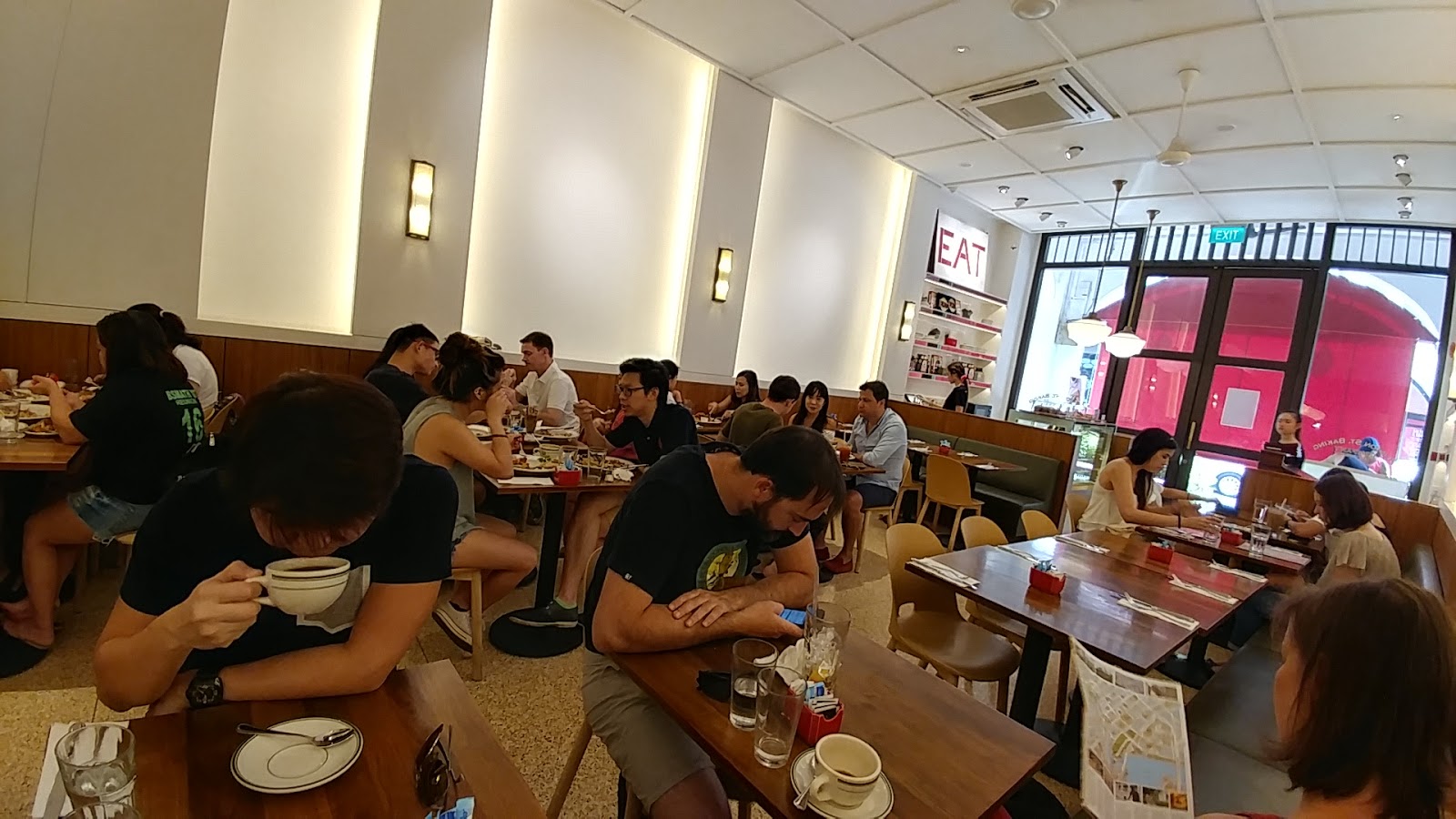 SuMMeR LoVes To Eat! Singapore Food Blog All Day Breakfast at Clinton