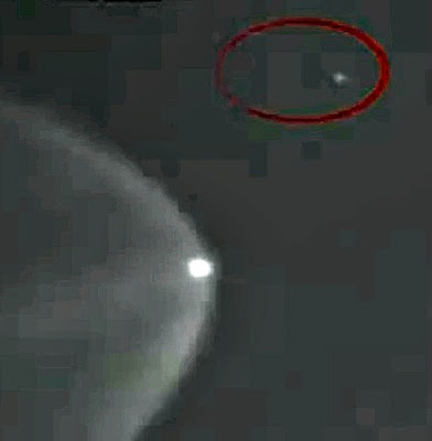 Infrared Video Cameras Captured Two Unidentified Flying Objects Near Shenzhou-9 spacecraft After Launch