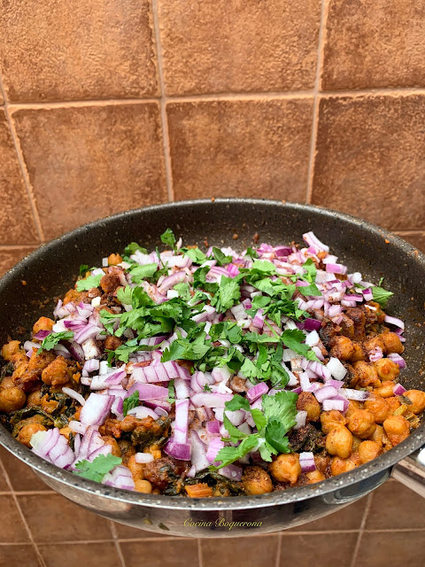 Chana Saag con acelgas y espinacas