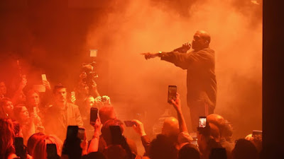 Kanye West Tampil di Panggung Megachurch Joel Osteen: 'Satu-satunya Superstar Adalah Yesus'