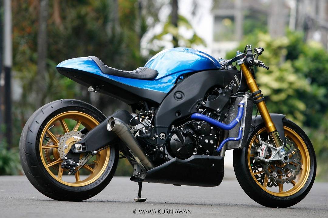 Kawasaki zx6r Cafe Racer