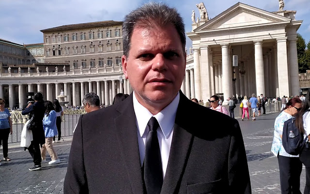 Músico que voltou a enxergar após oração a Irmã Dulce fala da canonização