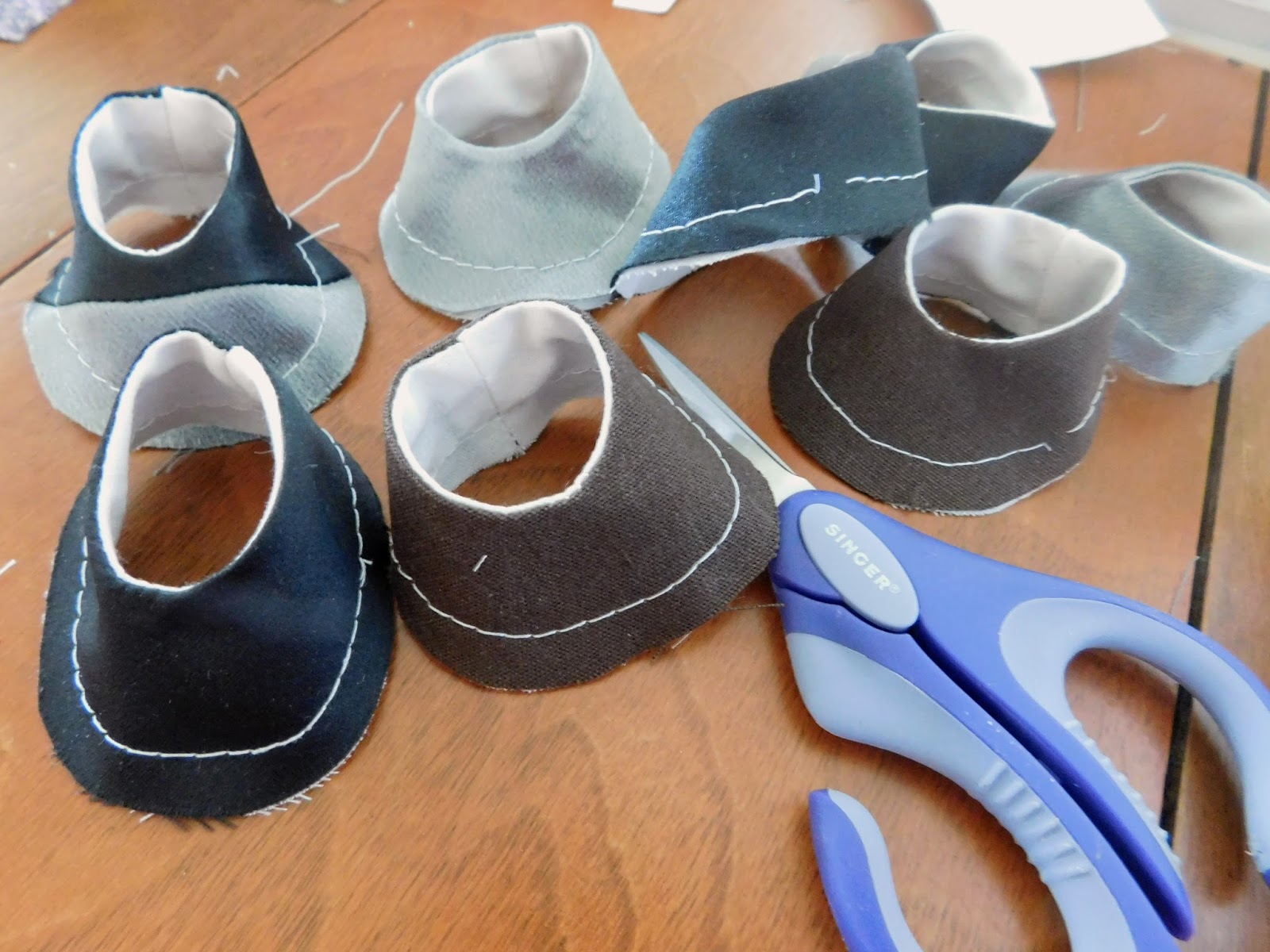 joanne's 18" dolls Doll Shoe Making Adventure