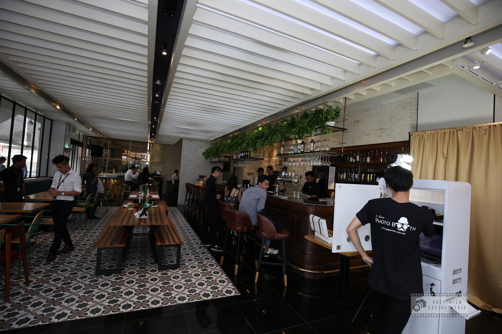 The Socialisters Huey Hiew Delicious Restaurant and Bar Bangsar