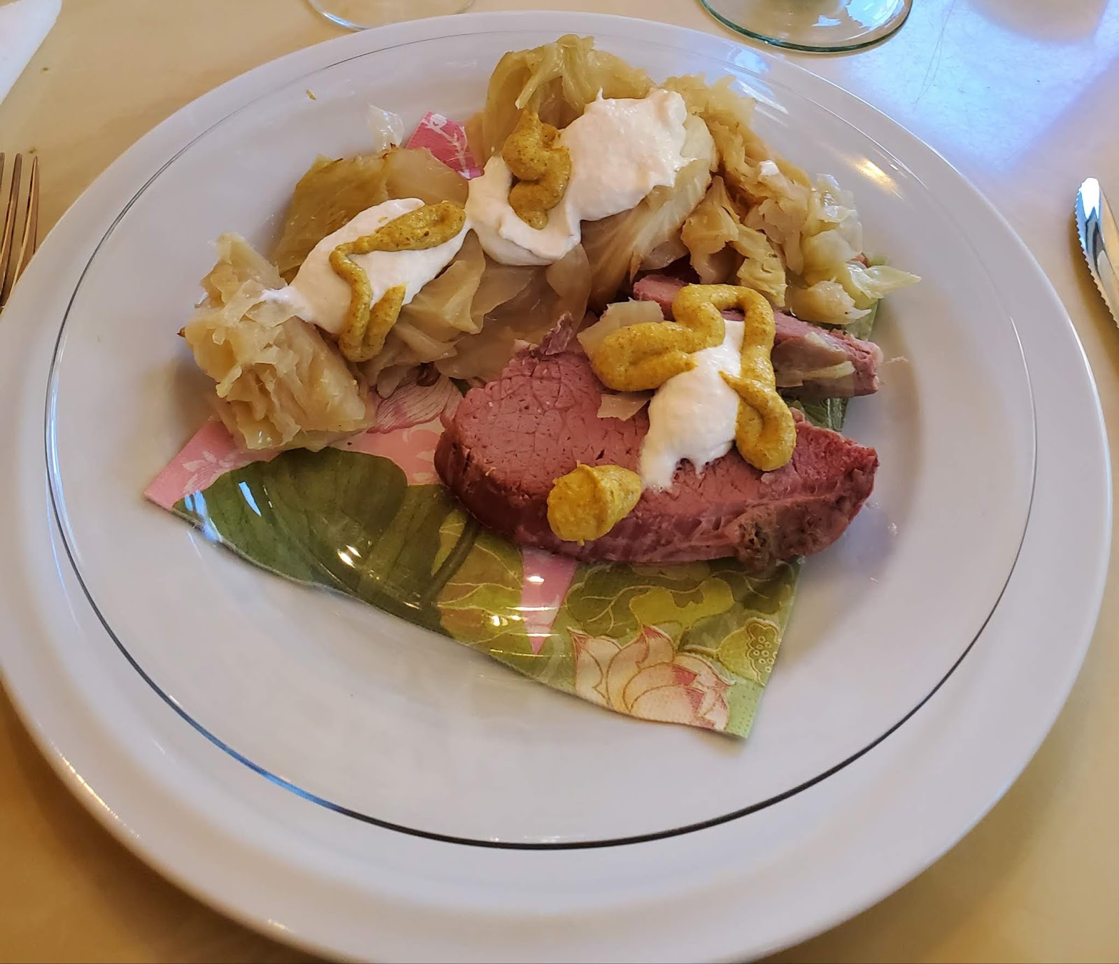 Carrie's Kitchen Creations The BEST (& Easy) Slow Cooker Keto Friendly