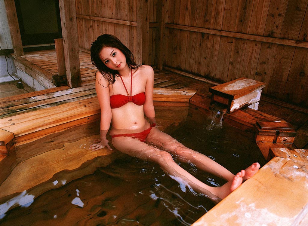 Photo Gallery Nozomi Sasaki Hot Bikini In Bathtub 1000asianbeauties