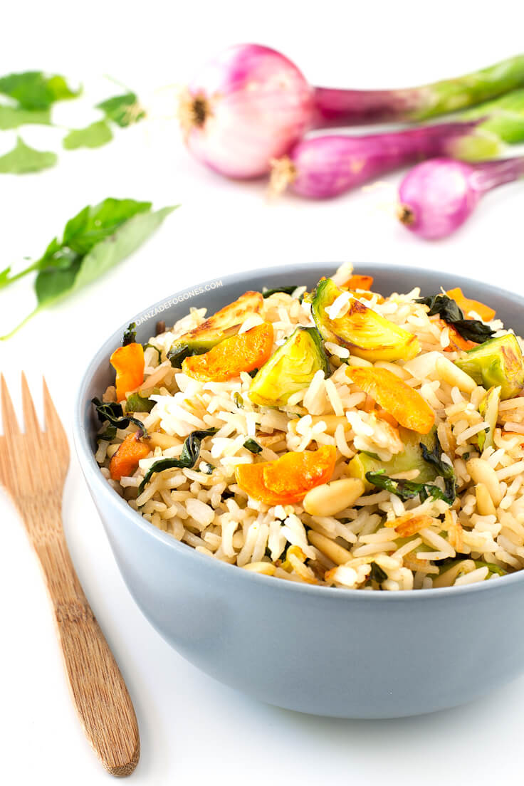 Fried rice with brussels sprouts | danceofstoves.com #vegan Fried rice with brussels sprouts | danceofstoves.com #vegan