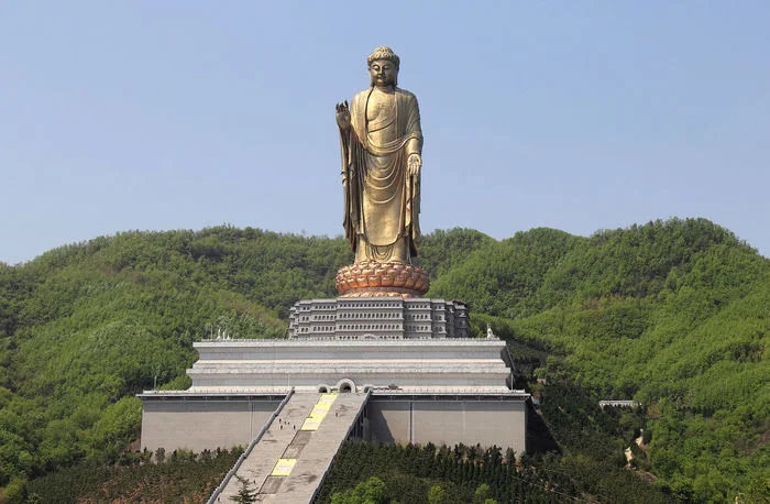 world's tallest statue