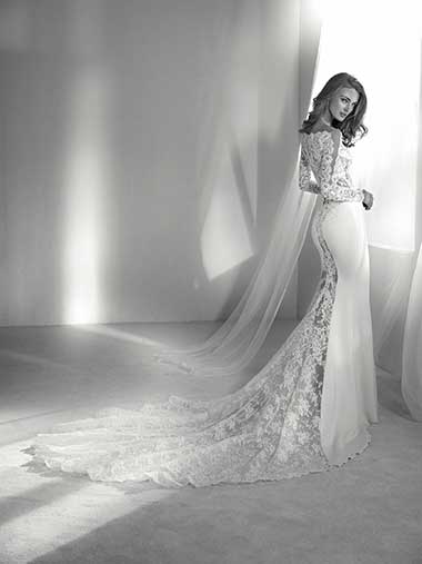 pronovias%2Bmermaid%2Bwedding%2Bdresses%