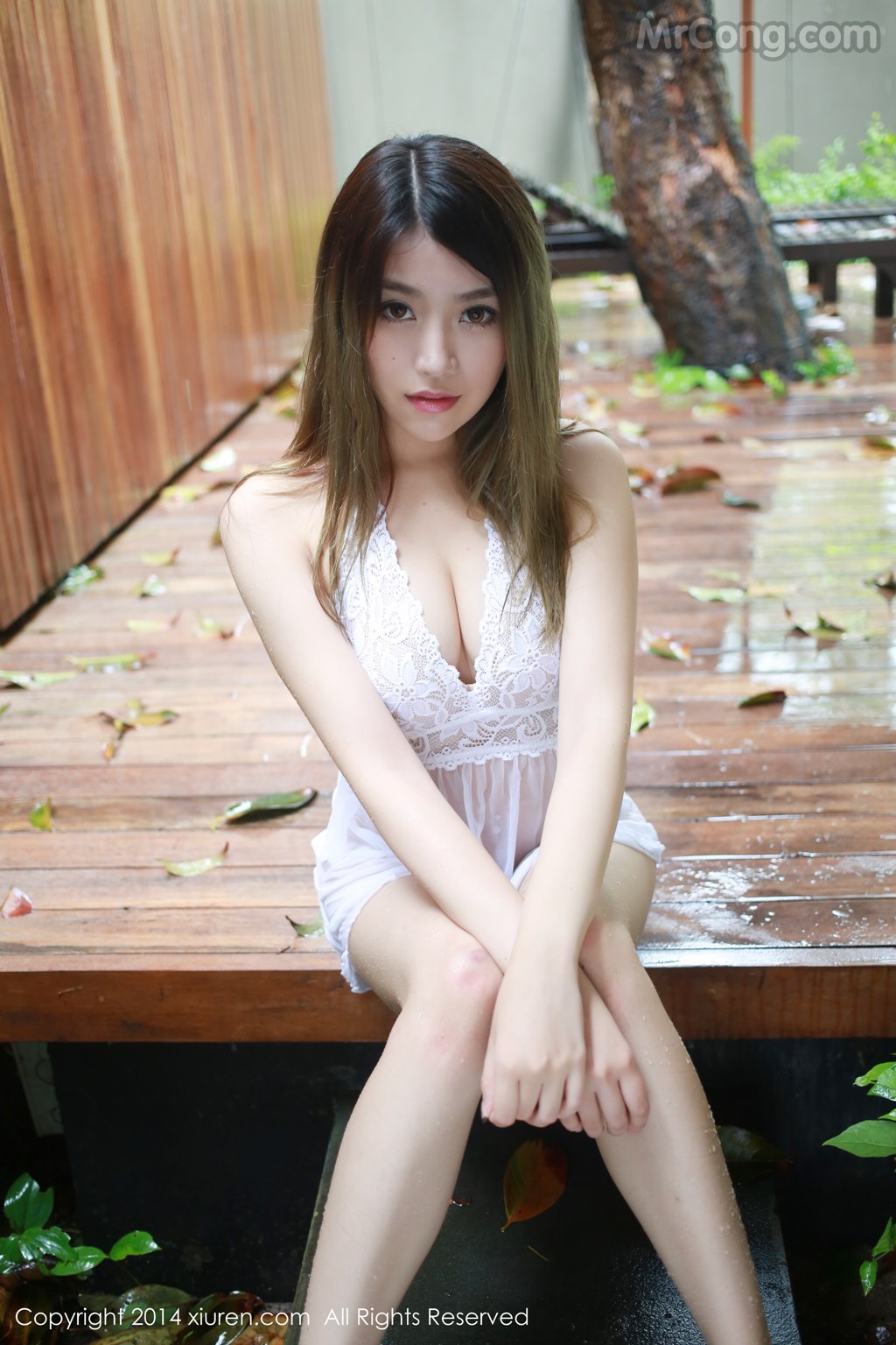 XIUREN No.185: Model Sabrina (许诺) (61 photos)