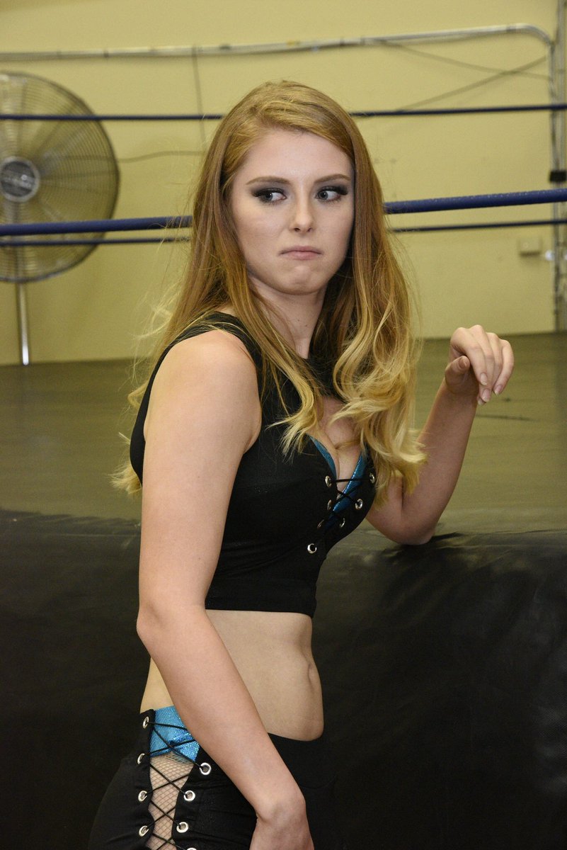 A Look at Absolutely Stunning Indy Wrestling Star Brandi Lauren