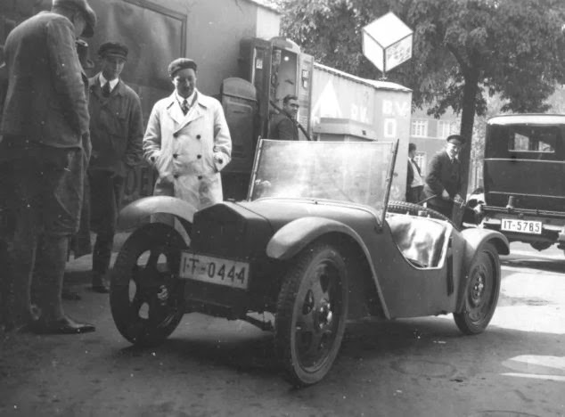 Josef Ganz and one of his designs Volkswagen Beetle worldwartwo.filminspector.com