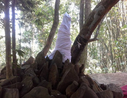 Daya Tarik Obyek Wisata Situs Prabu Tajimalela Gunung Lingga Di Sumedang Jawa Barat Ihategreenjello