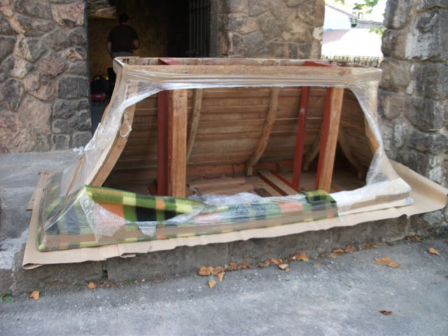 L'Antiga de Ripoll: L'ALTAR DE SANT MIQUEL DE LA ROQUETA, JA FA UN ANY!