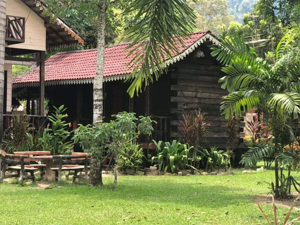 Percutian Alam Semulajadi Dan Sungai Berdekatan Chalet, Jom Bercuti Dan