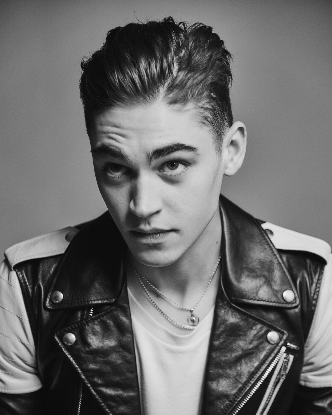 Hero Fiennes Tiffin - Age, Wiki, Bio, Photos