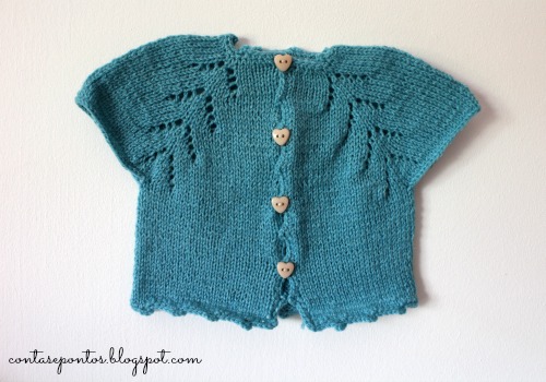 Casaco de bebé em tricot Casaco de bebé em tricot