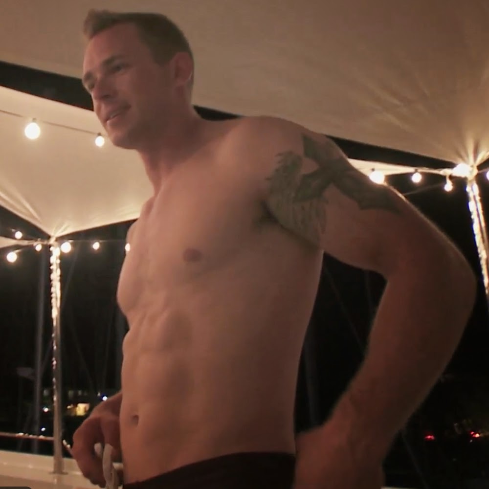 Kelley from below deck naked