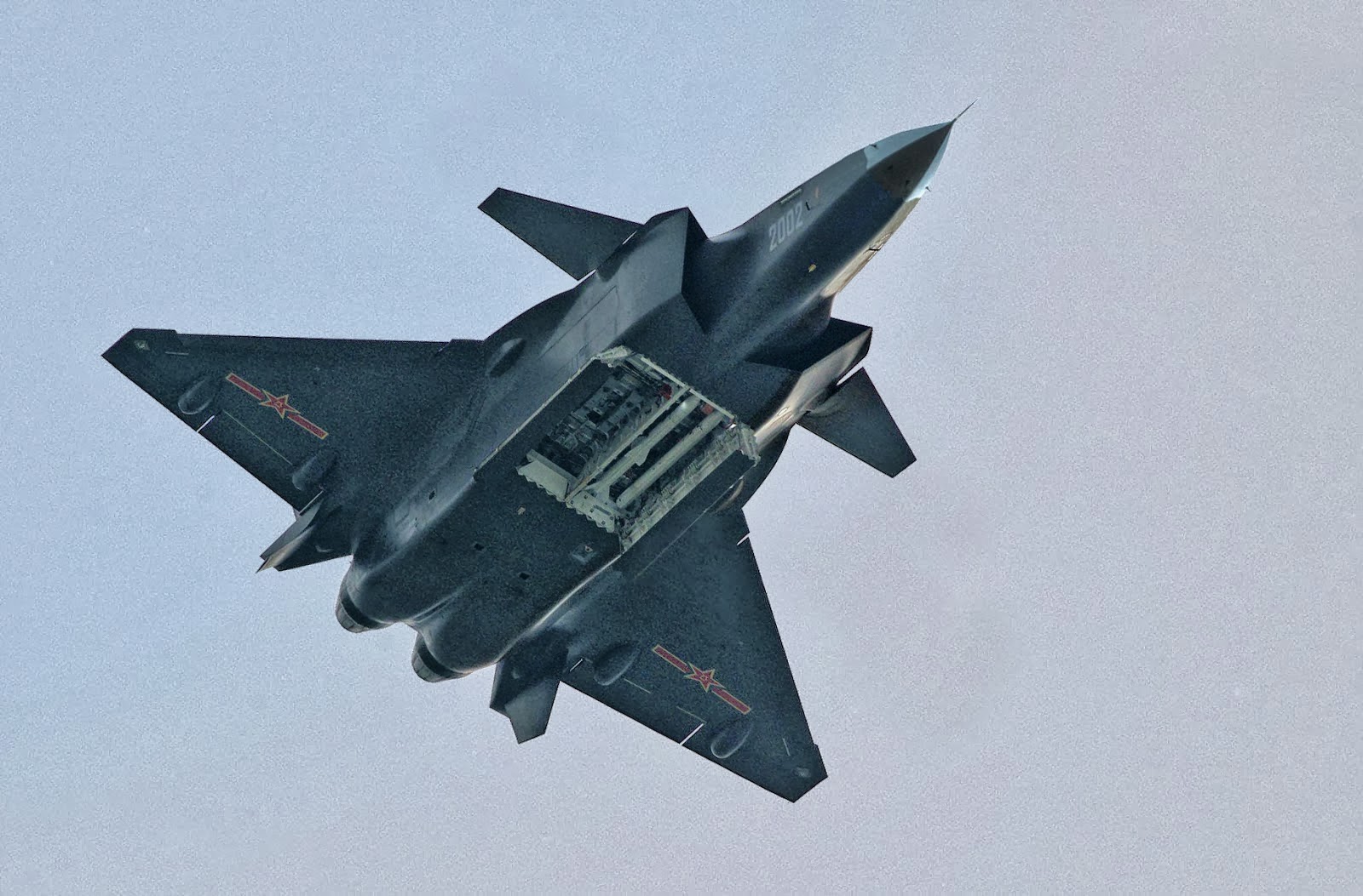 J-20+2002+-+23.9.13+open+MAIN+SIDE+bay+2+PL-12+PL-10+PL-15+J-20+Mighty+Dragon++Chengdu+J-20+fifth+generation+stealth,+engine+fighter+People's+Liberation+Army+Air+Force++OPERATIONAL+weapons+aam+bvr+missile+ls+pgm+gp+(1).jpg