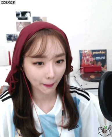 유니폼 입고 미모 뽐내는 나미춘 윤태진