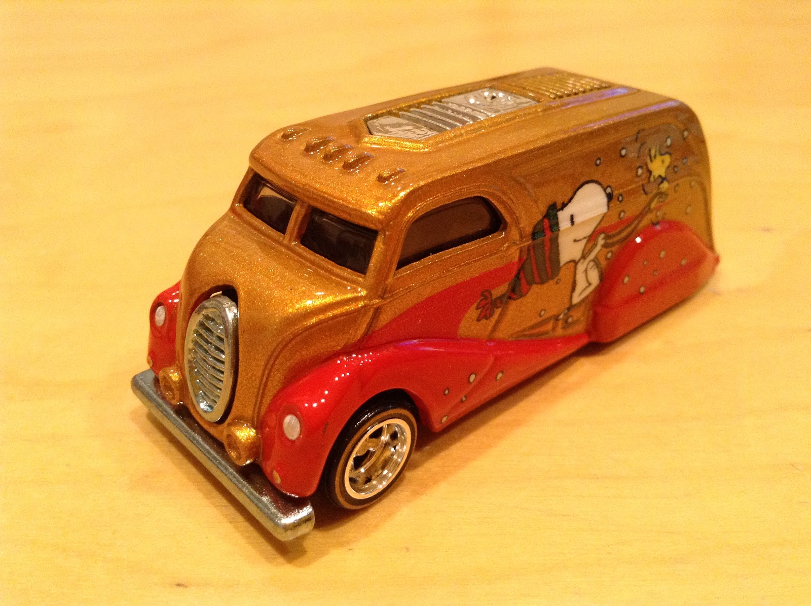 JULIAN'S HOT WHEELS BLOG Deco Delivery (2016 Pop Culture Peanuts)