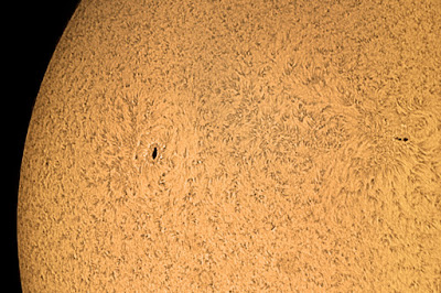 Cromosfera i taques solars 9/05/2019 15:14 UT Cromosfera i taques solars