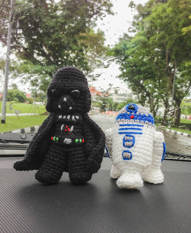 Darth Vader & R2D2 Amigurumis Snacksies Handicraft Corner