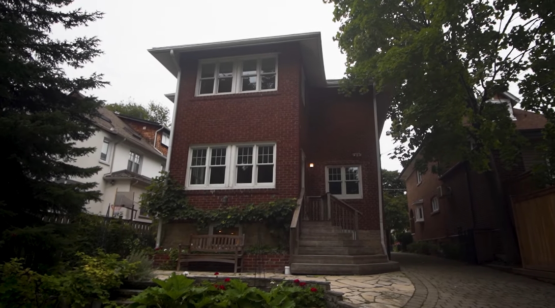30 Photos vs. 35 Glengrove Ave W, Toronto Interior Design Luxury Home Tour