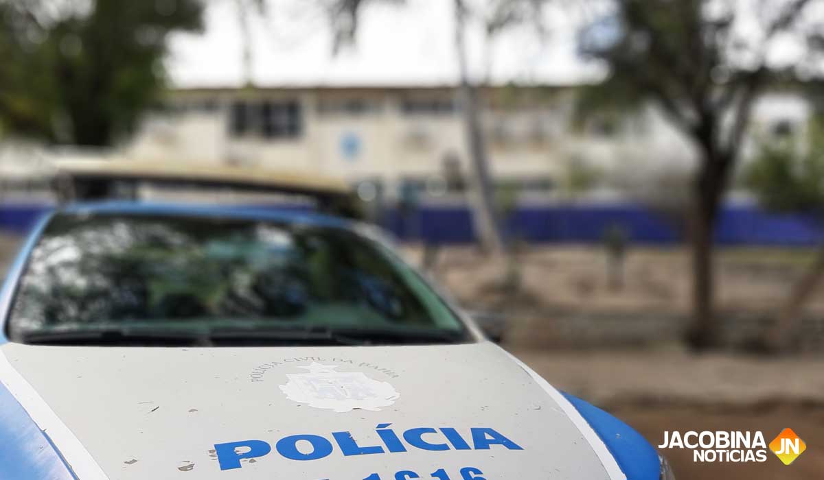 Jacobina: PM prende mulher por tráfico de drogas no bairro da Serrinha