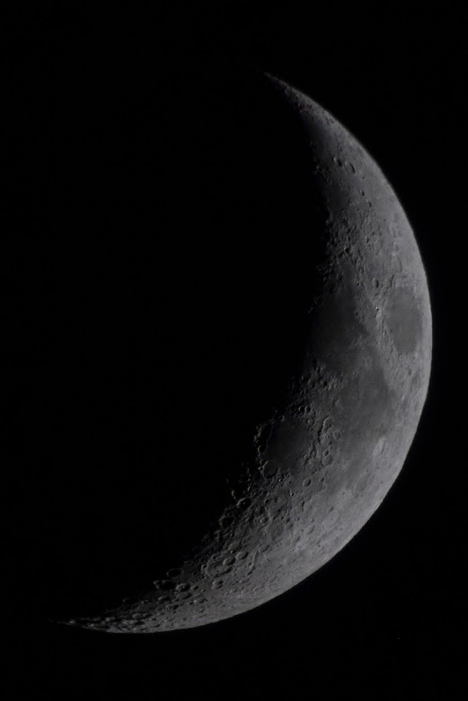 Mond am 25. Juni 2020