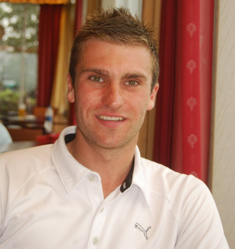 Scottish Golf View - Golf News from Around the World: ROSS BELL LEADS ...