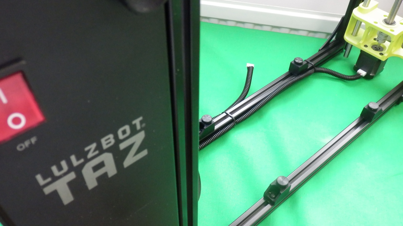 Reprap development and further adventures in DIY 3D printing: Using the