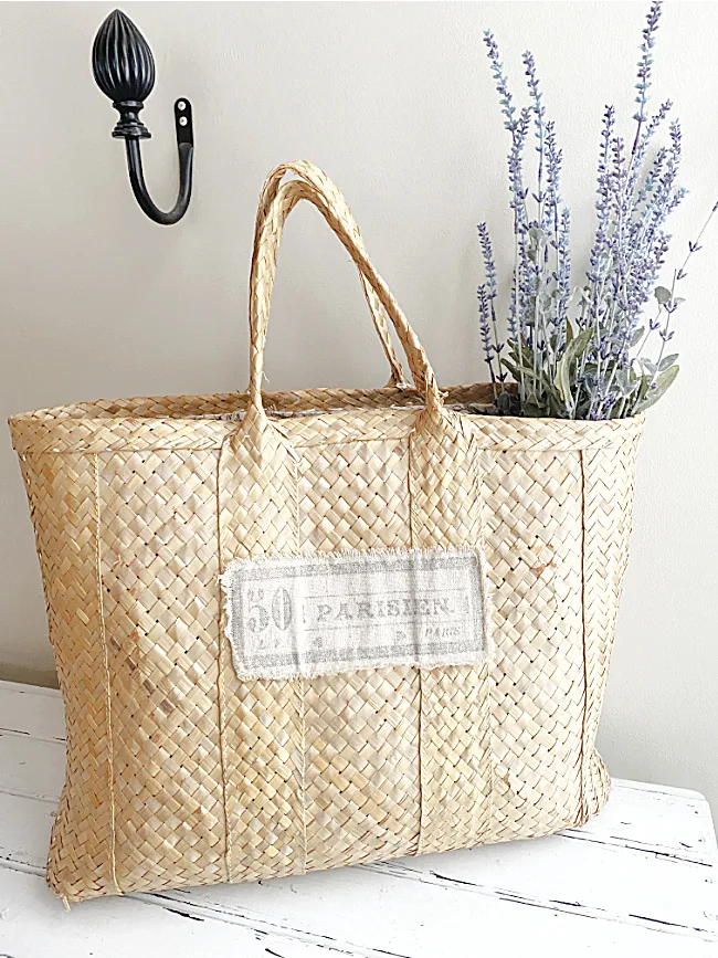 market tote with lavender bunches