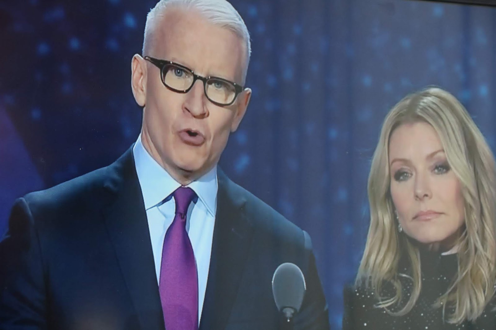 Walker Report Shedding Light on Bexar County CNN Heroes, hosts CNN