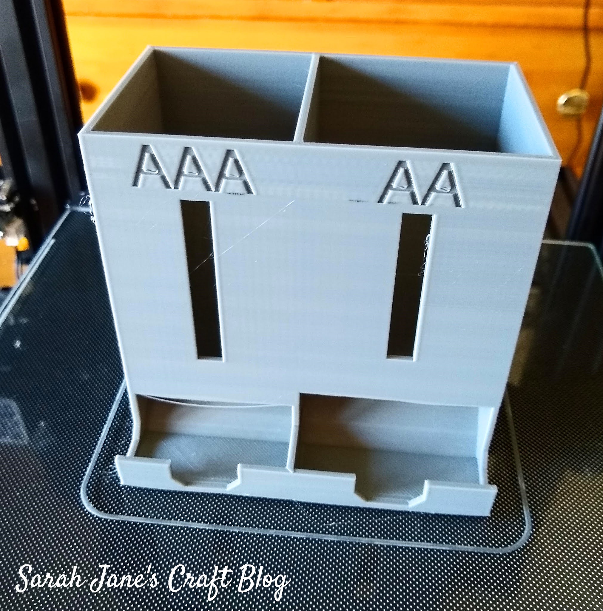 3D Printed Battery Dispenser