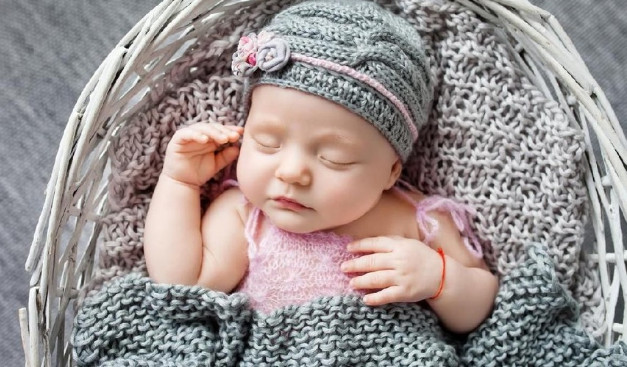 999+ Nama Bayi Perempuan Jawa Islami, Kuno, Sansekerta