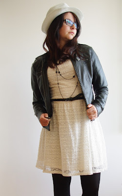 Outfit Lace Dress & Leather Jacket